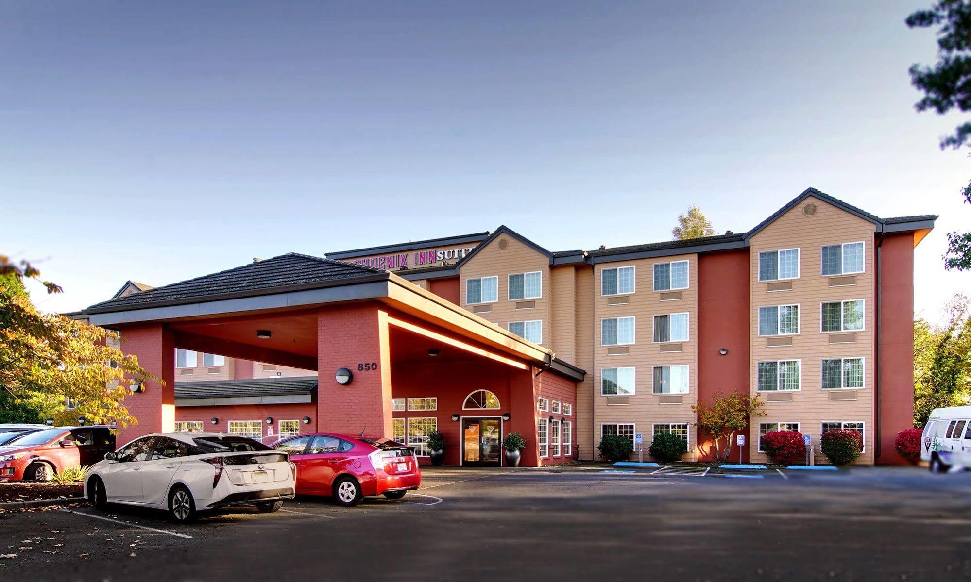 Phoenix Inn Suites - Eugene Bagian luar foto