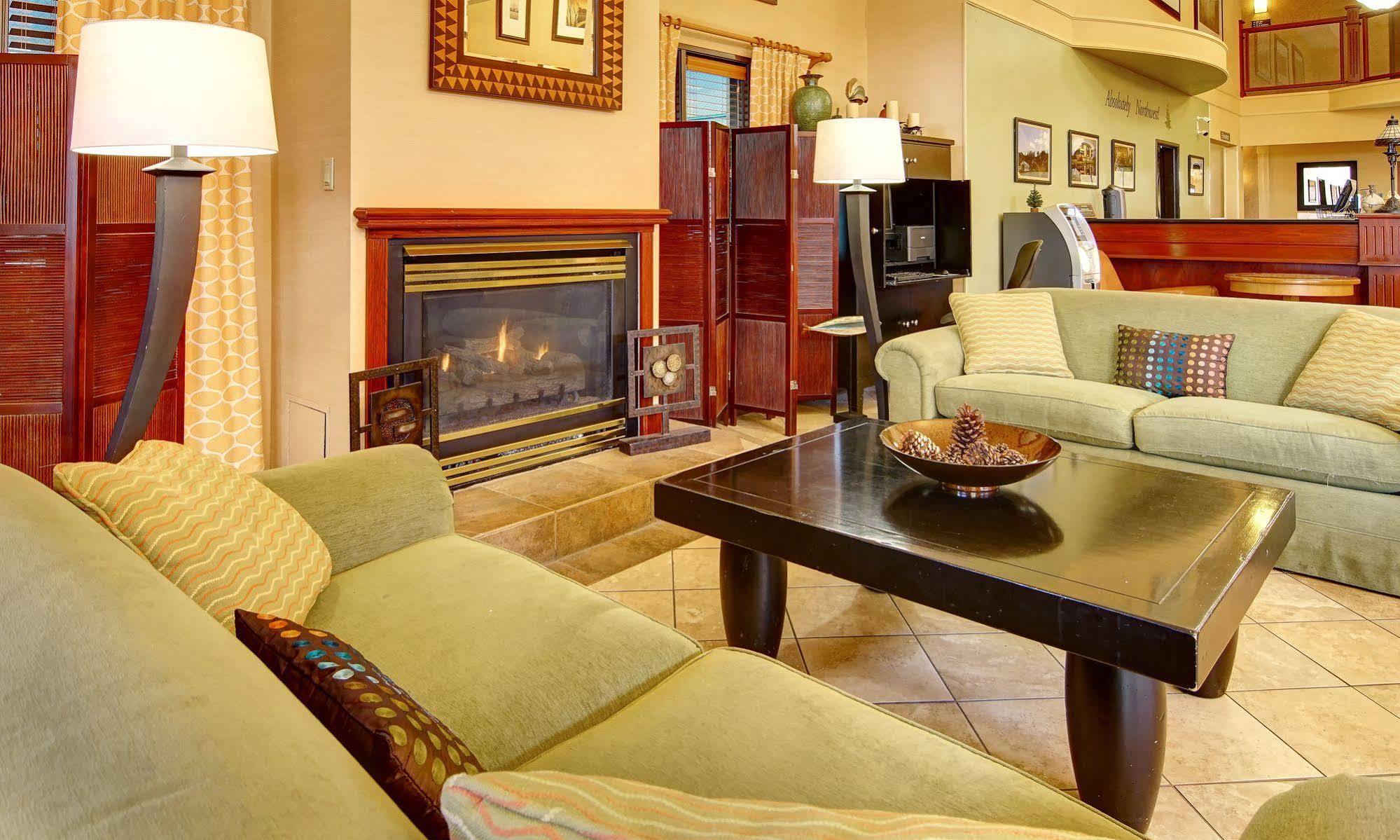Phoenix Inn Suites - Eugene Bagian luar foto